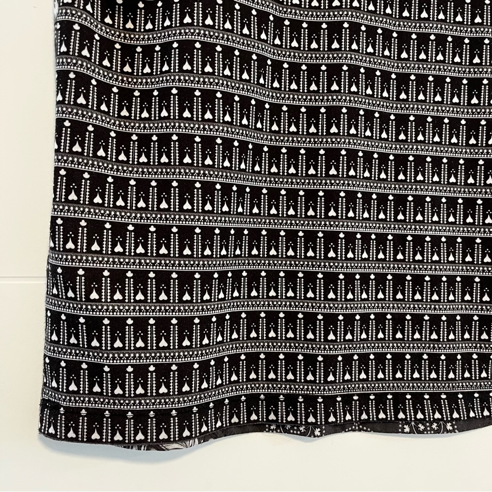 Adidas | Bandana Patterned Tee Shirt - Picture 11 of 15